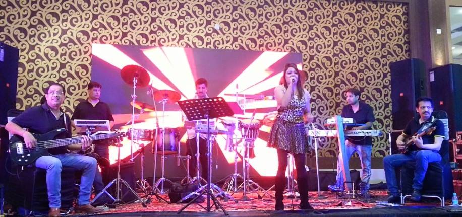 famous jazz singer south-delhi