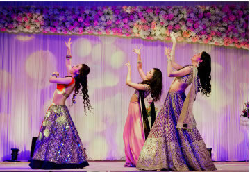 best ladies sangeet choreography south-delhi