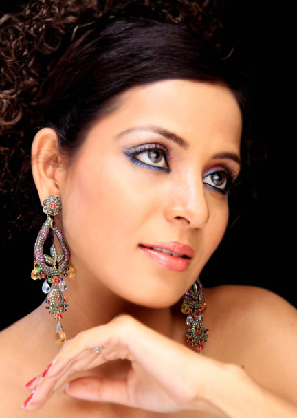 professional female model south-delhi
