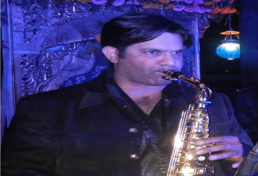 best saxophone player south-delhi