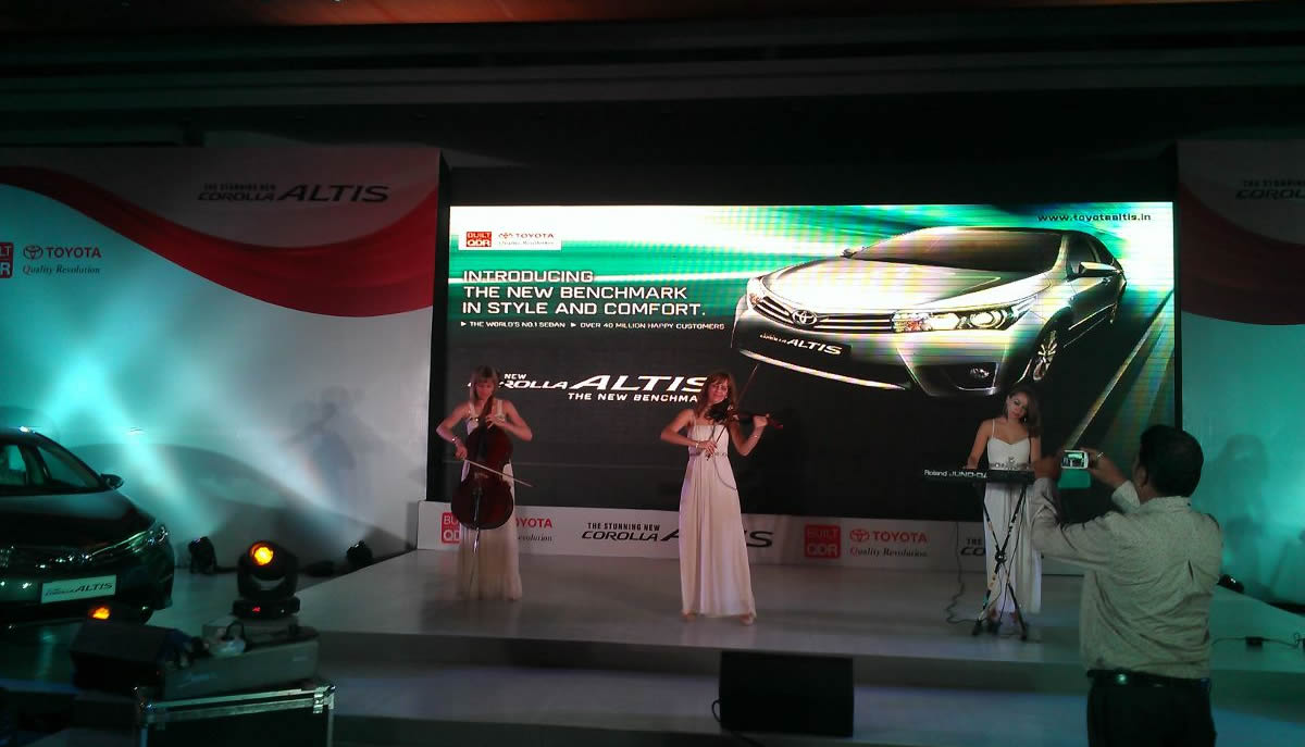 famous trio musicians south-delhi